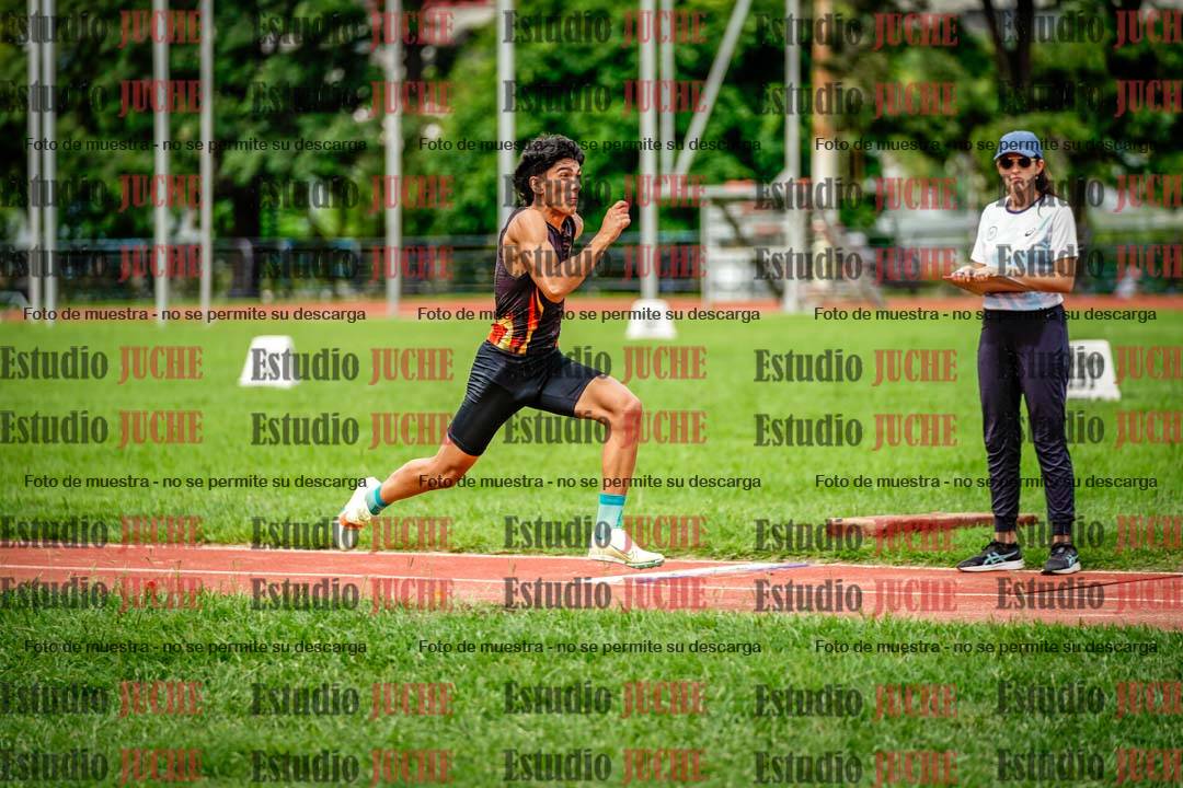 Fotos del salto en largo de varones - decatlón 2