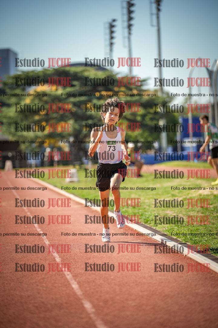 Fotos de los 600 m llanos de varones