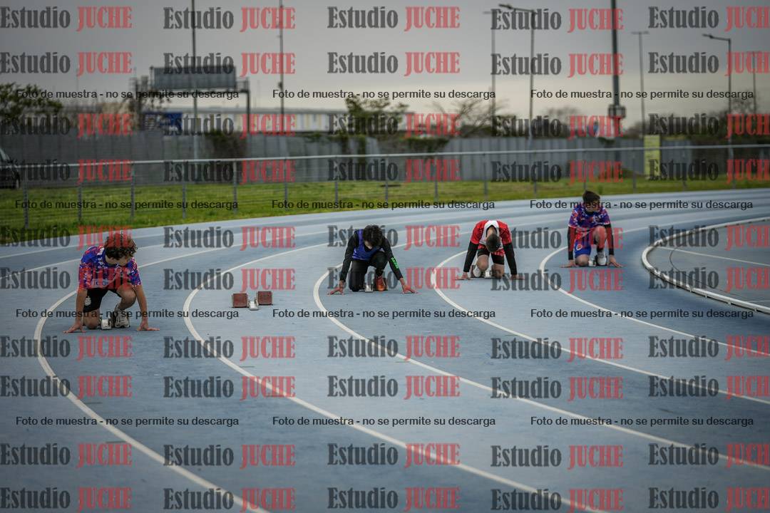 Fotos de los 150 m llanos de varones - U14