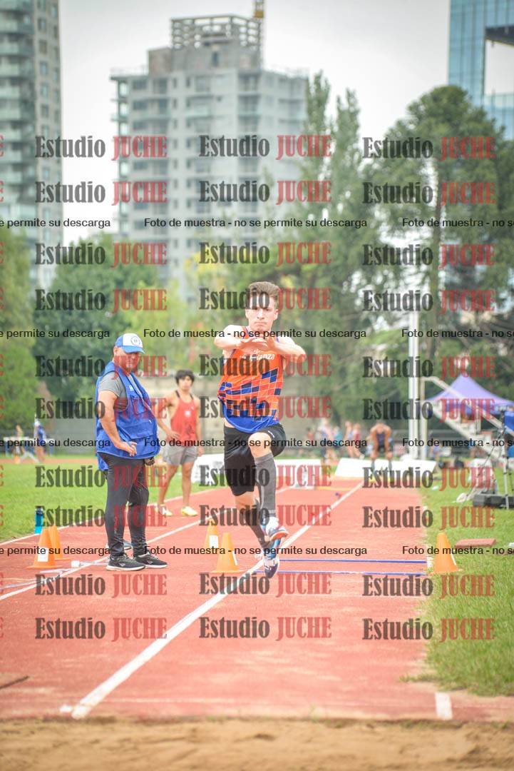 Fotos del salto triple - tabla de 11 y 13