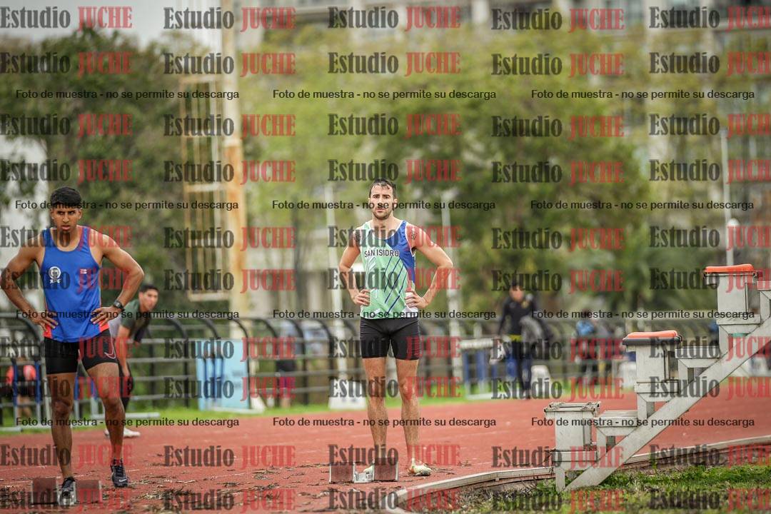 Fotos de los 200 m llanos de varones