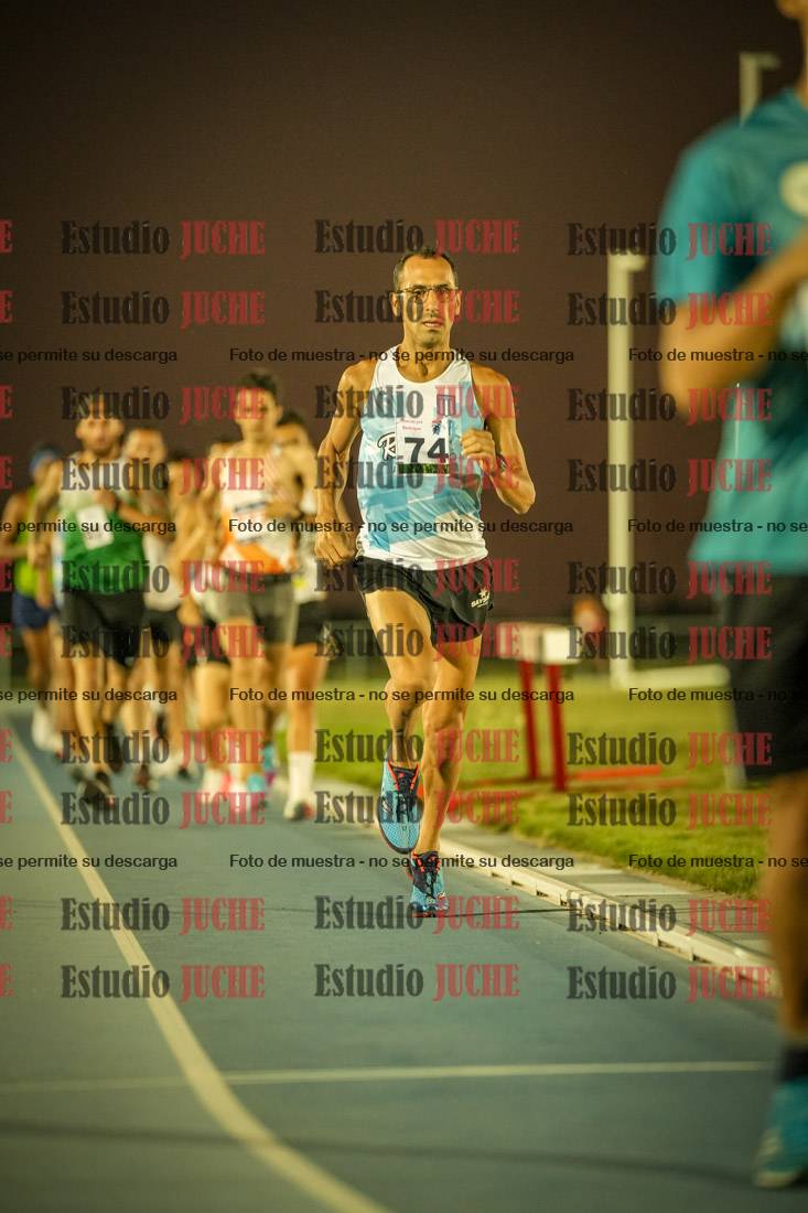Fotos de los 3000 m llanos de varones