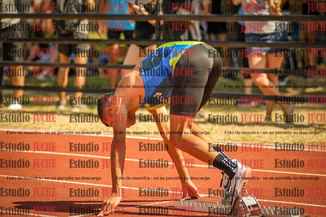 Fotos de los 400 m llanos de varones