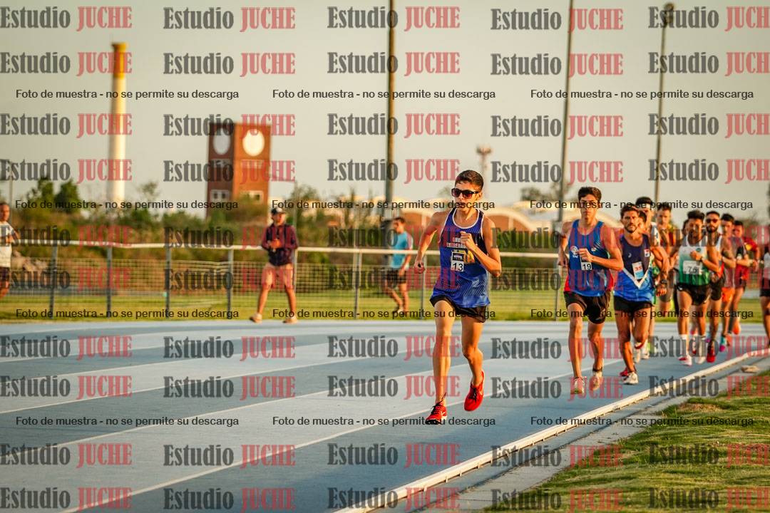 Fotos de los 3000 m llanos de varones