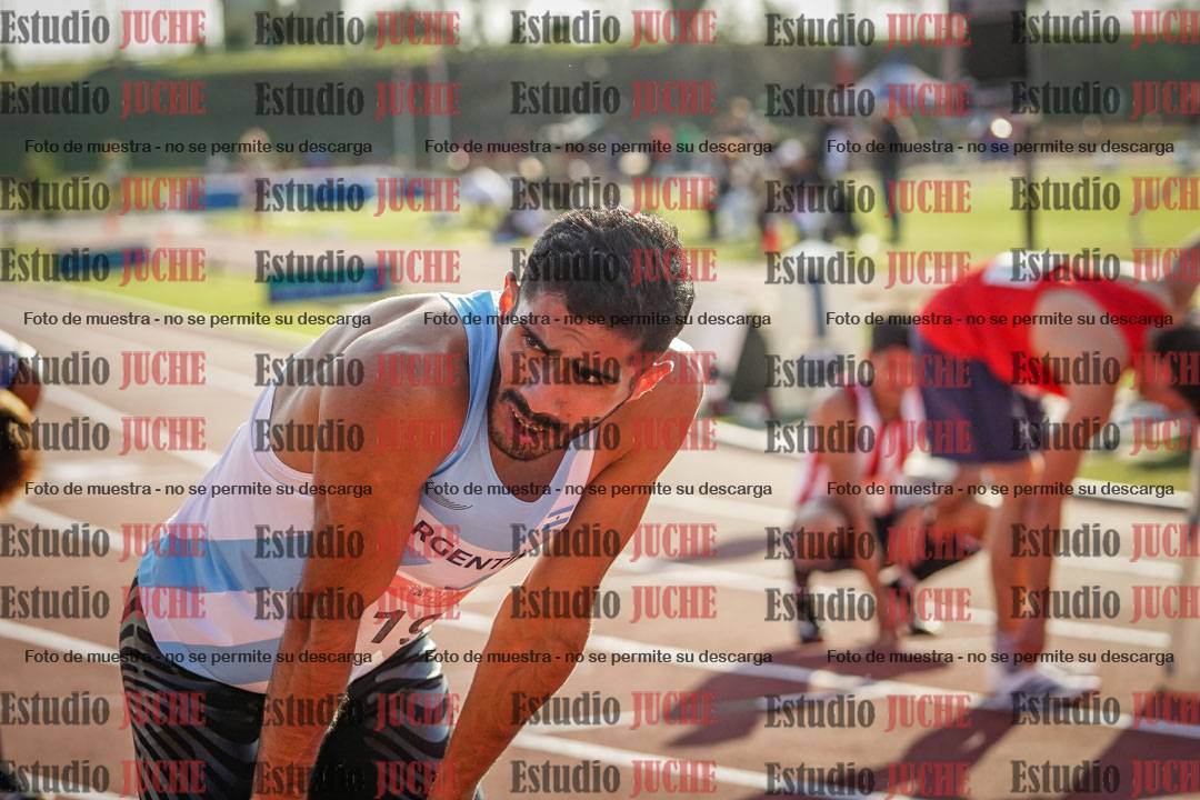 Fotos de algunos extras y podios del día 1
