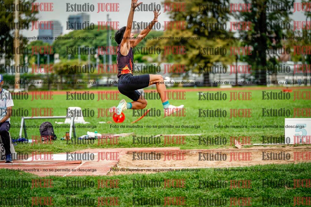 Fotos del salto en largo de varones - decatlón 2