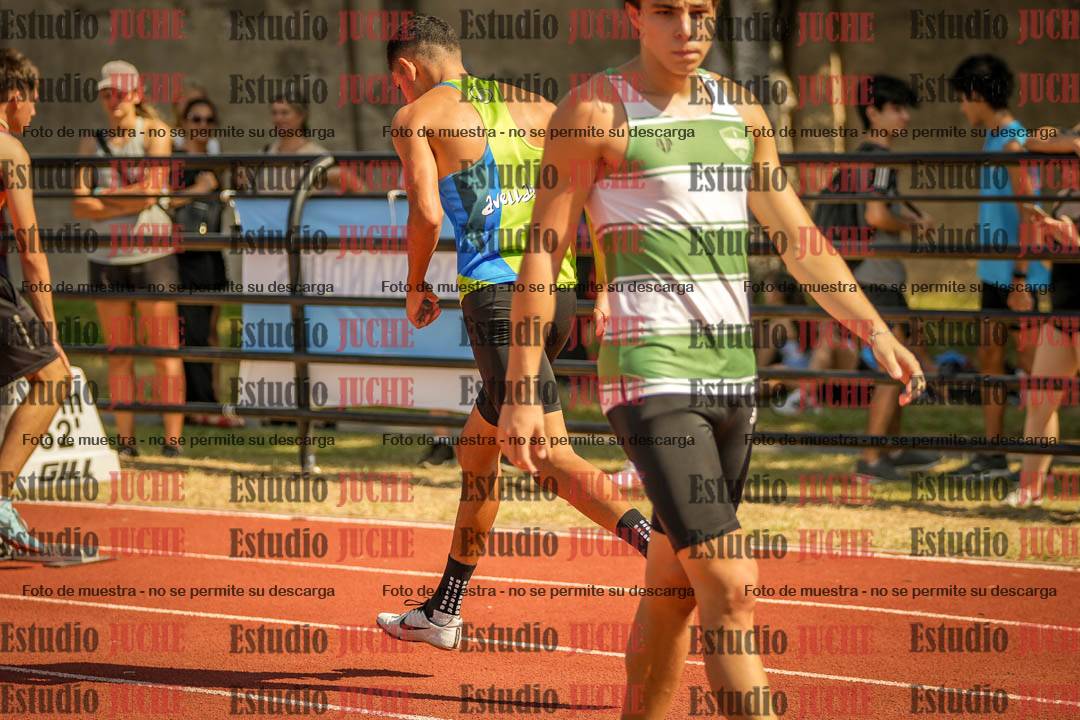Fotos de los 400 m llanos de varones