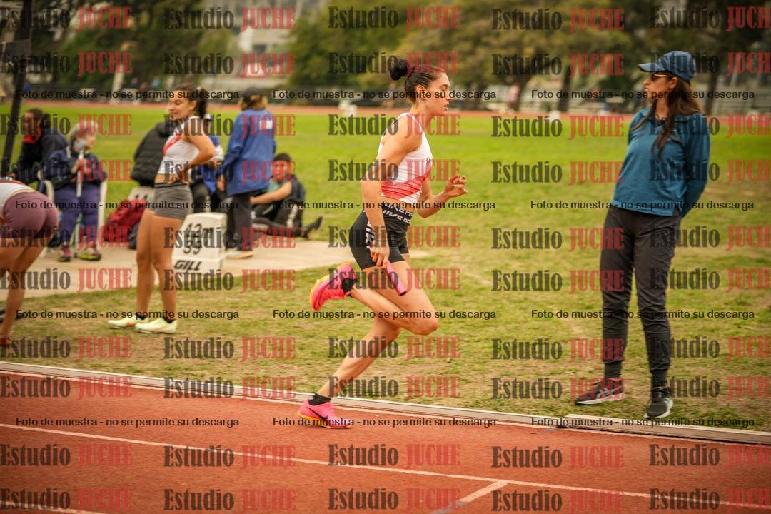 Fotos de las Postas 4x400 m de mujeres