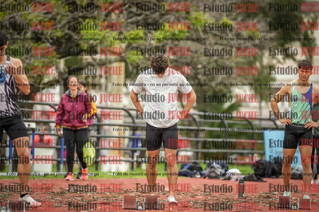Fotos de los 200 m llanos de varones