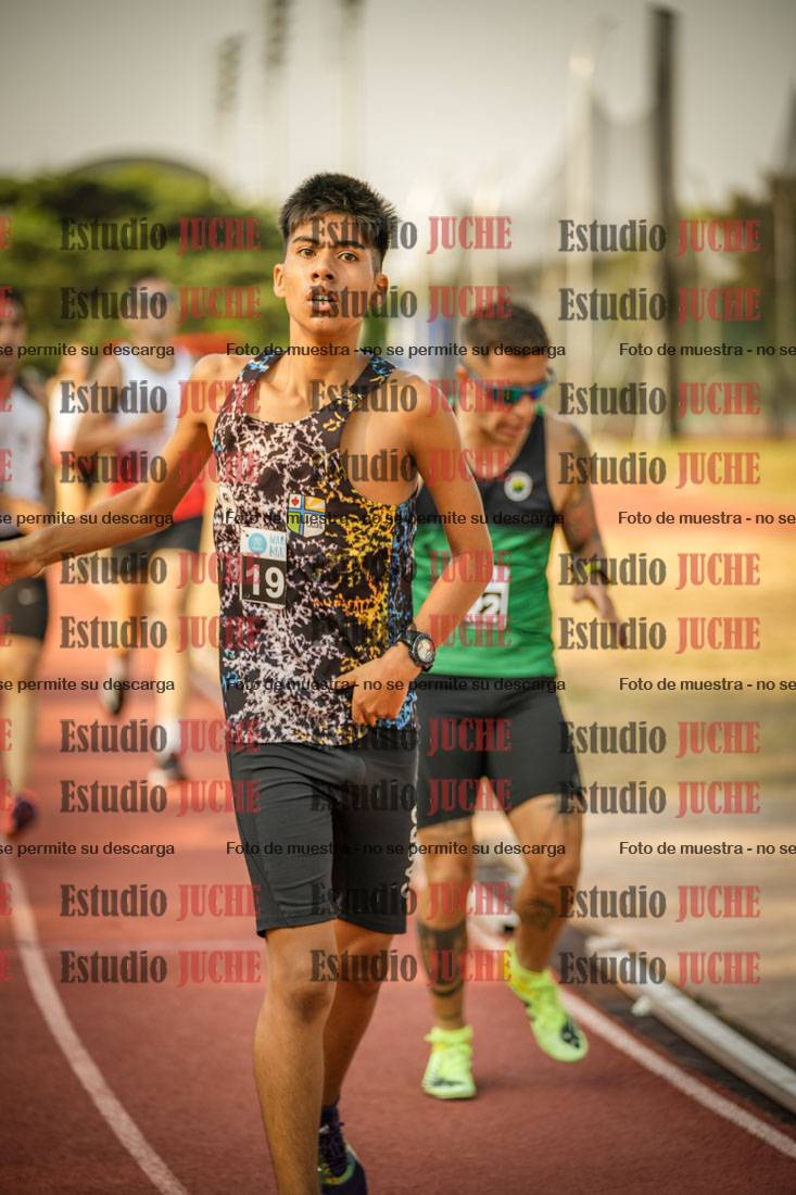 Fotos de los 1500 m llanos de varones