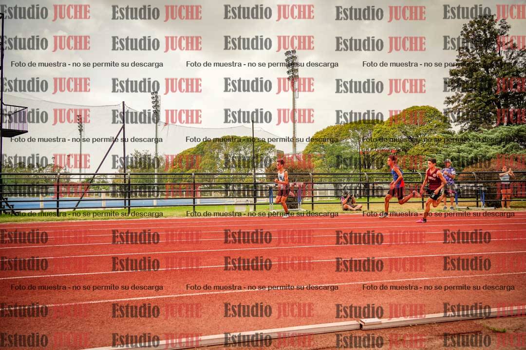 Fotos de los 200 m llanos de varones