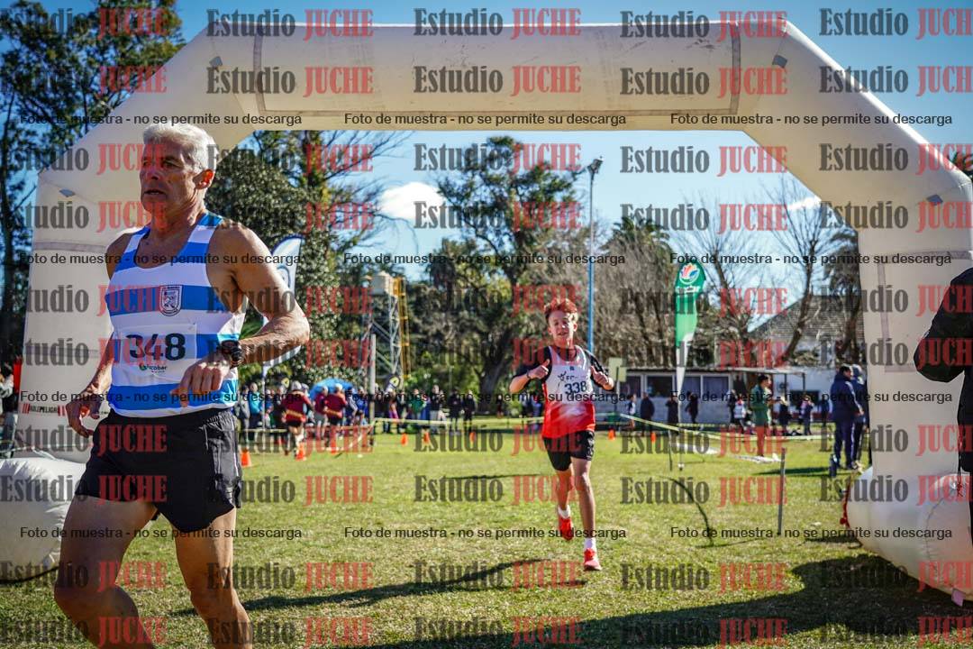 Fotos de la llegada del cross de 1500 m