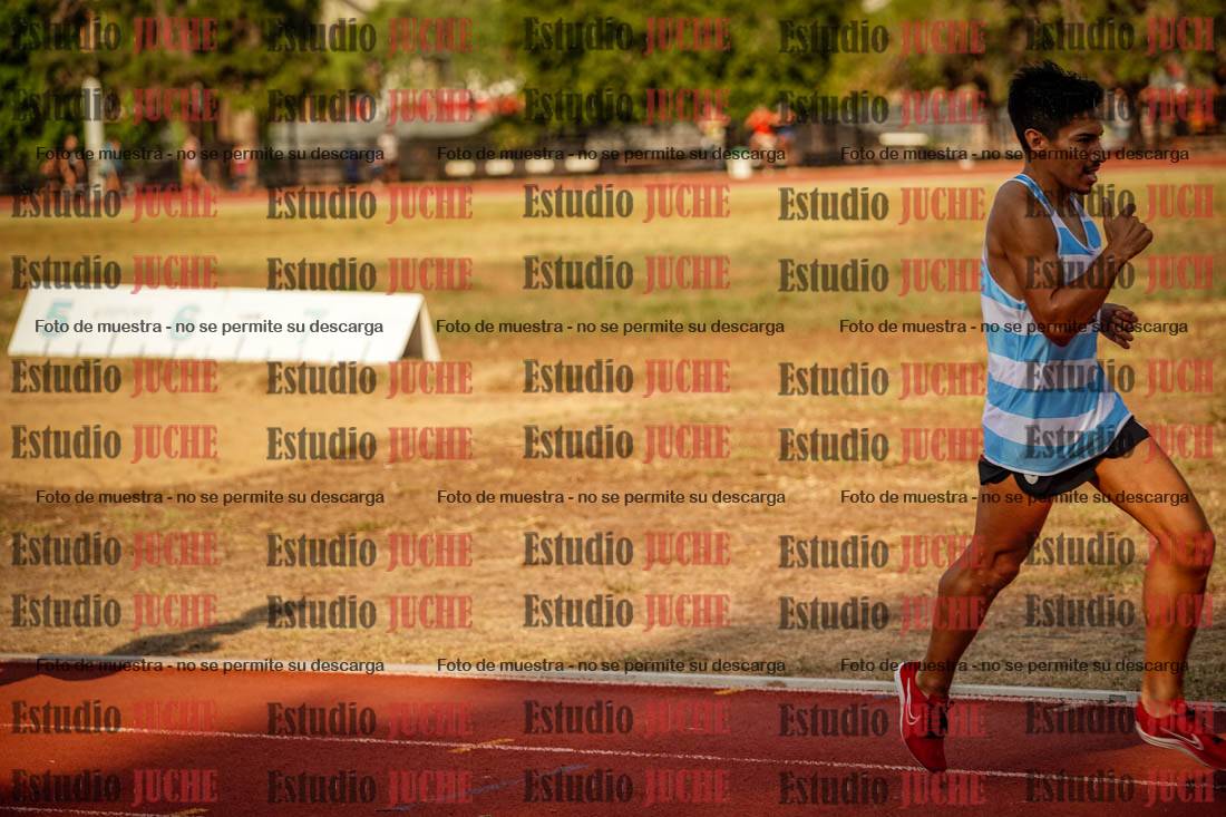 Fotos de los 1500 m llanos de varones