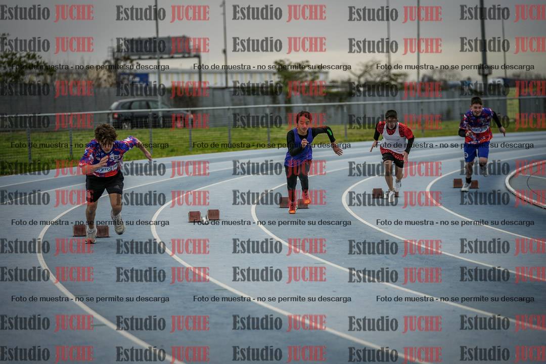 Fotos de los 150 m llanos de varones - U14