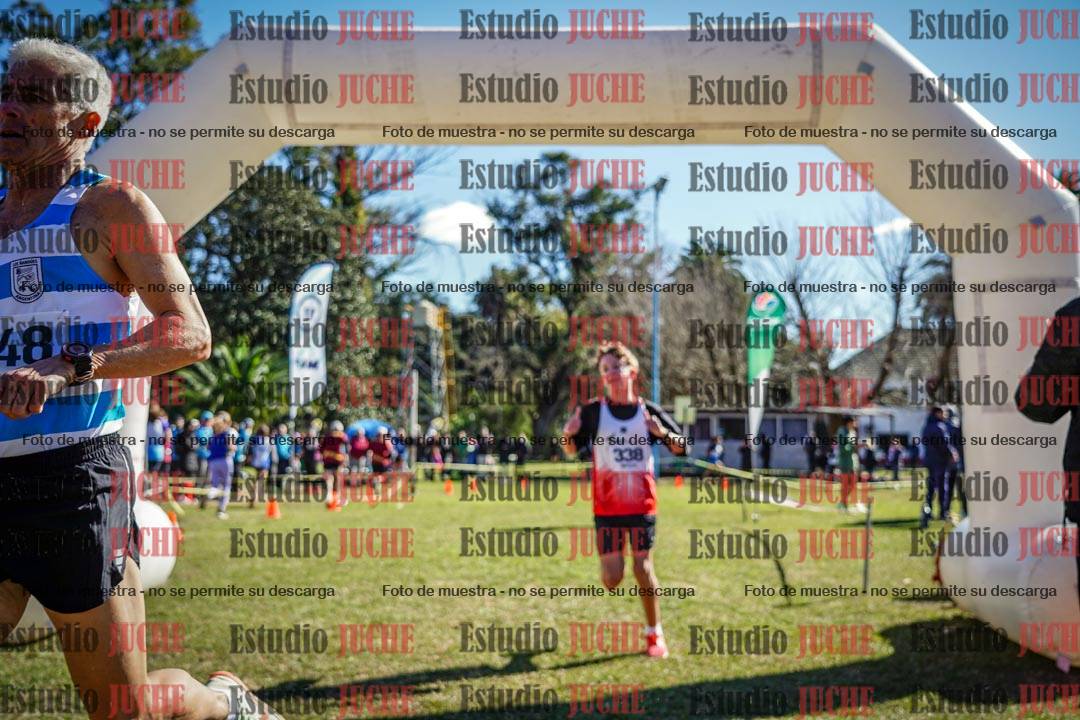 Fotos de la llegada del cross de 1500 m