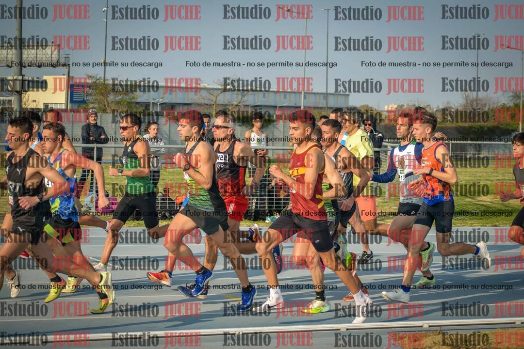 Fotos de los 3000 m llanos de varones