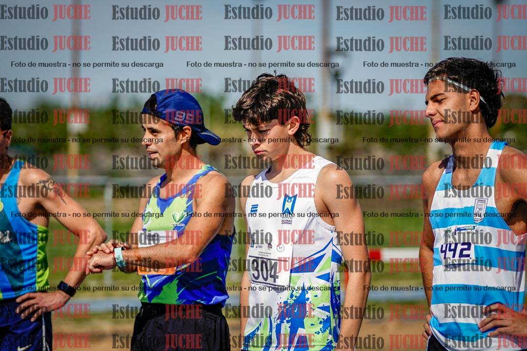 Fotos de los 3000 m llanos de varones