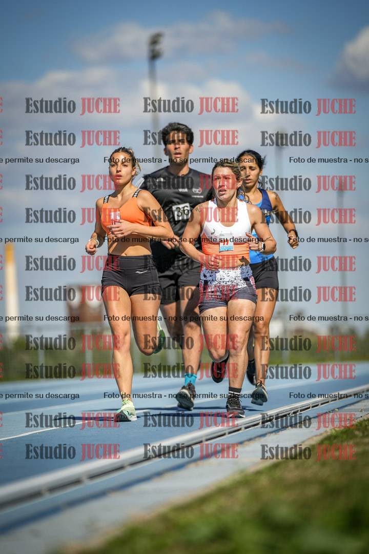 Fotos de los 5000 m llanos de mujeres y varones