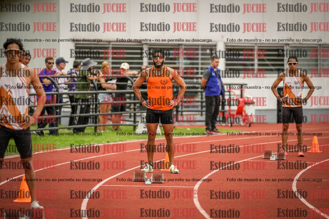 Fotos de los 400 m llanos de varones