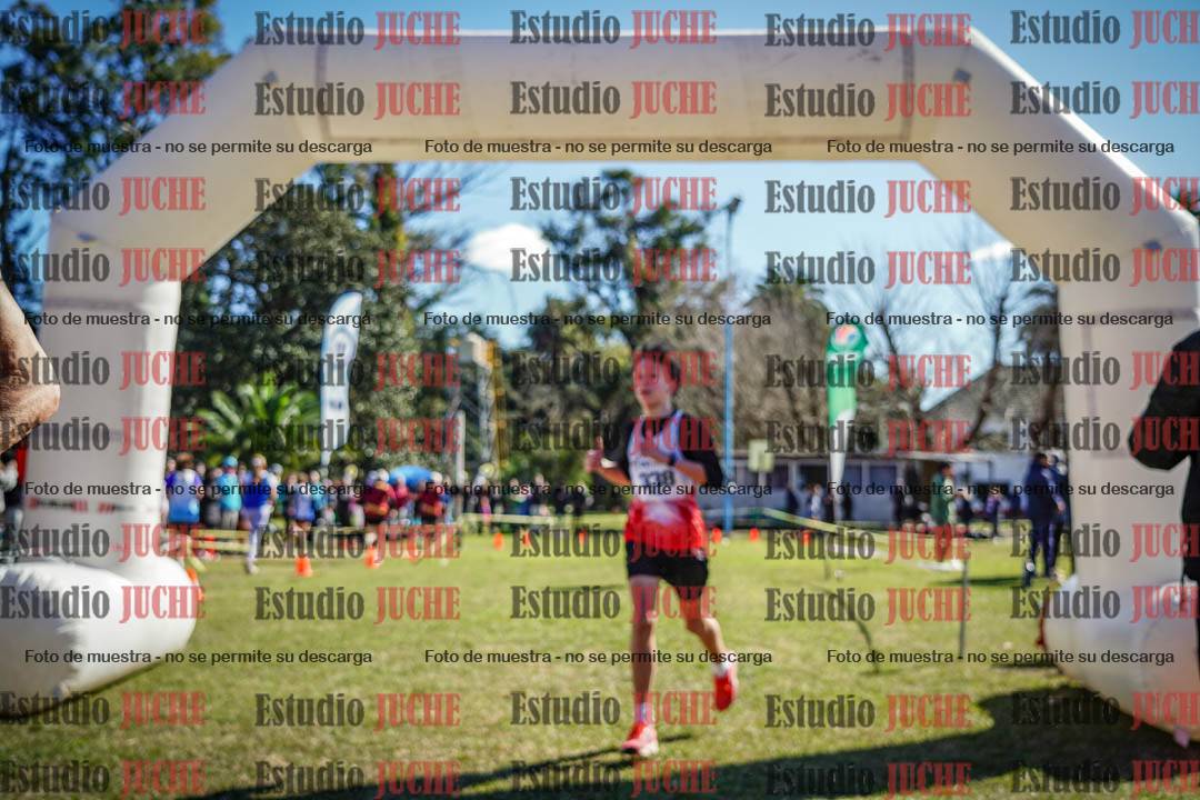 Fotos de la llegada del cross de 1500 m