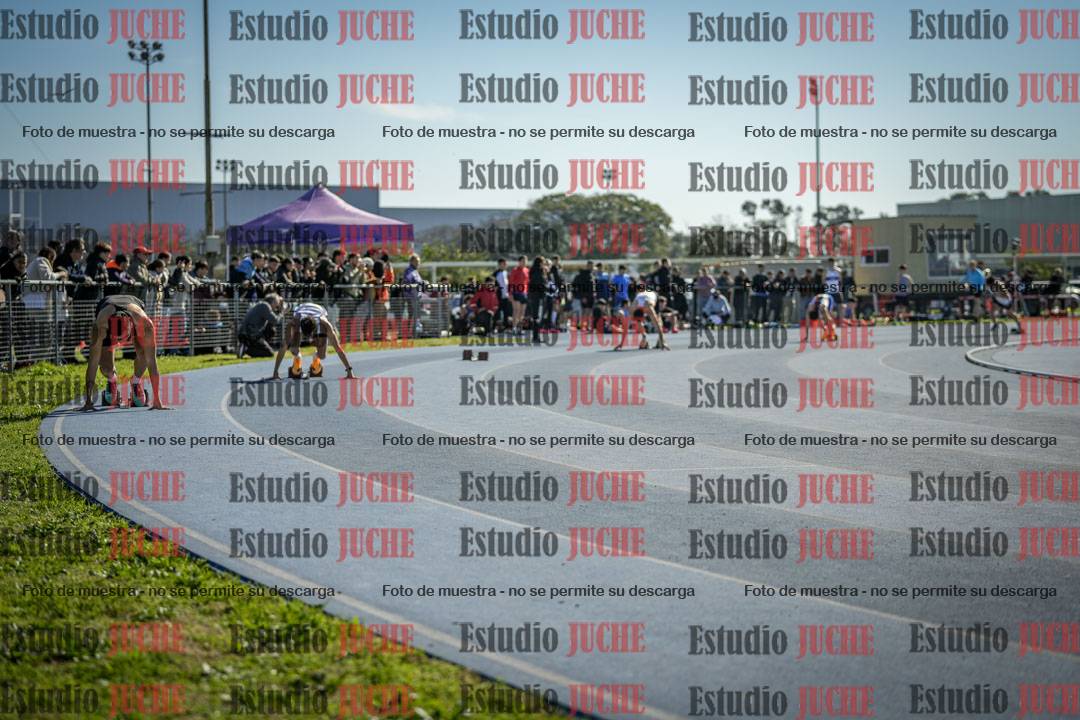 Fotos de los 400 m llanos de varones