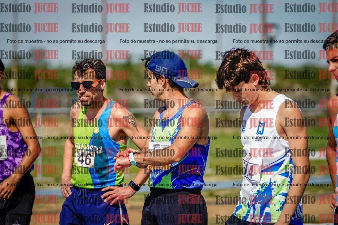 Fotos de los 3000 m llanos de varones