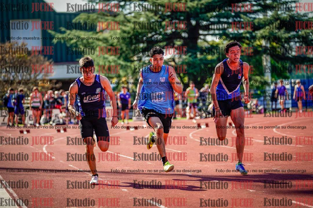 Fotos de los 100 m llanos de varones