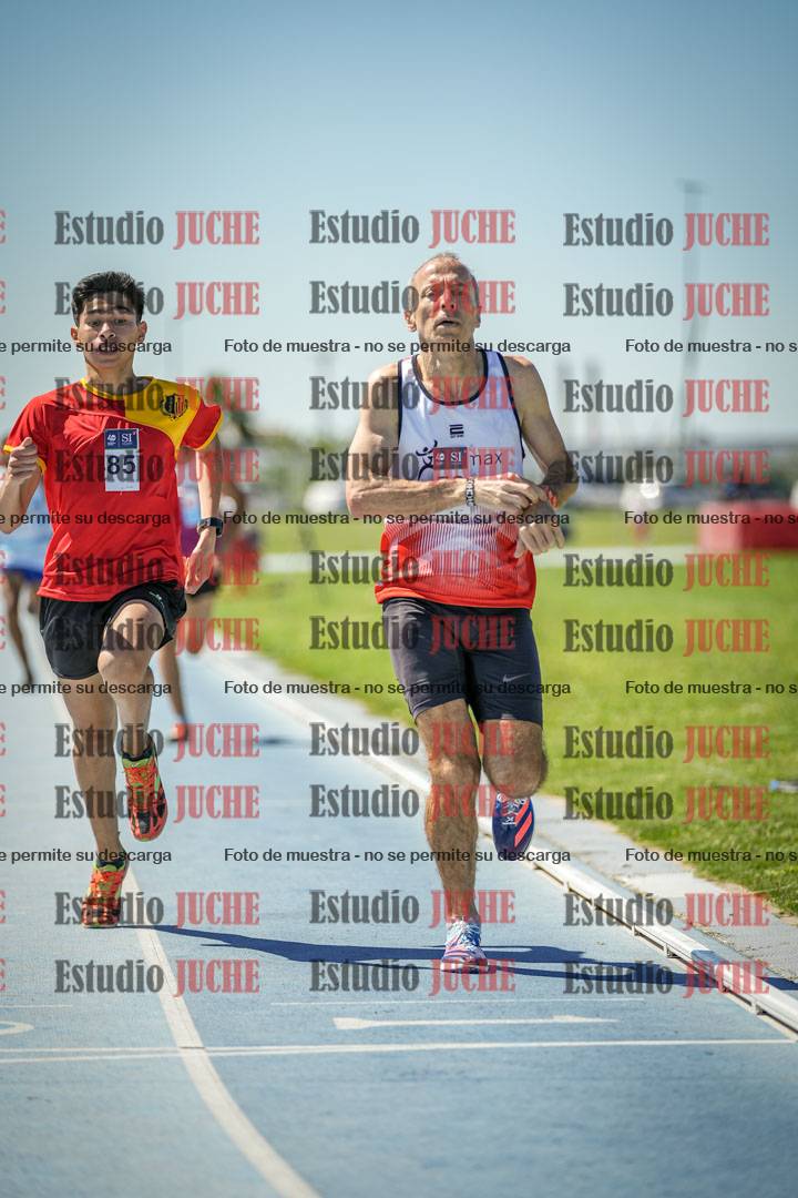 Fotos de los 800 m llanos de varones