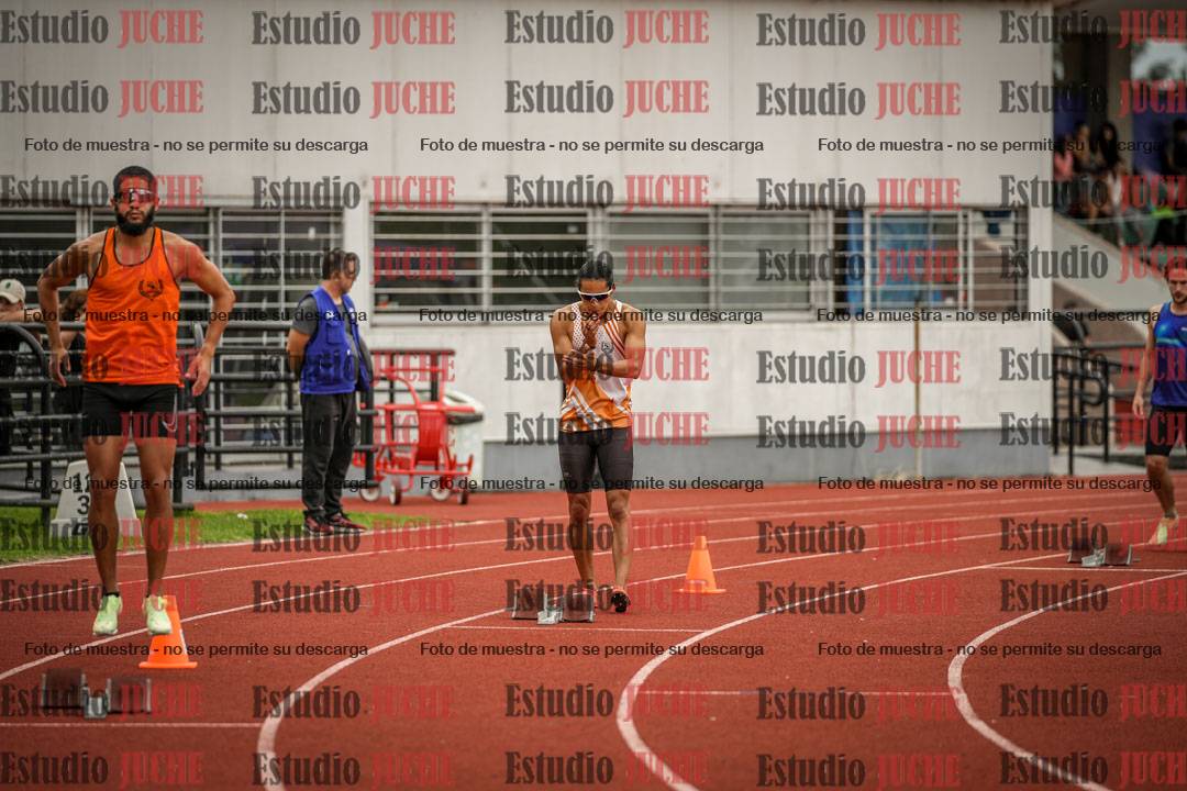 Fotos de los 400 m llanos de varones