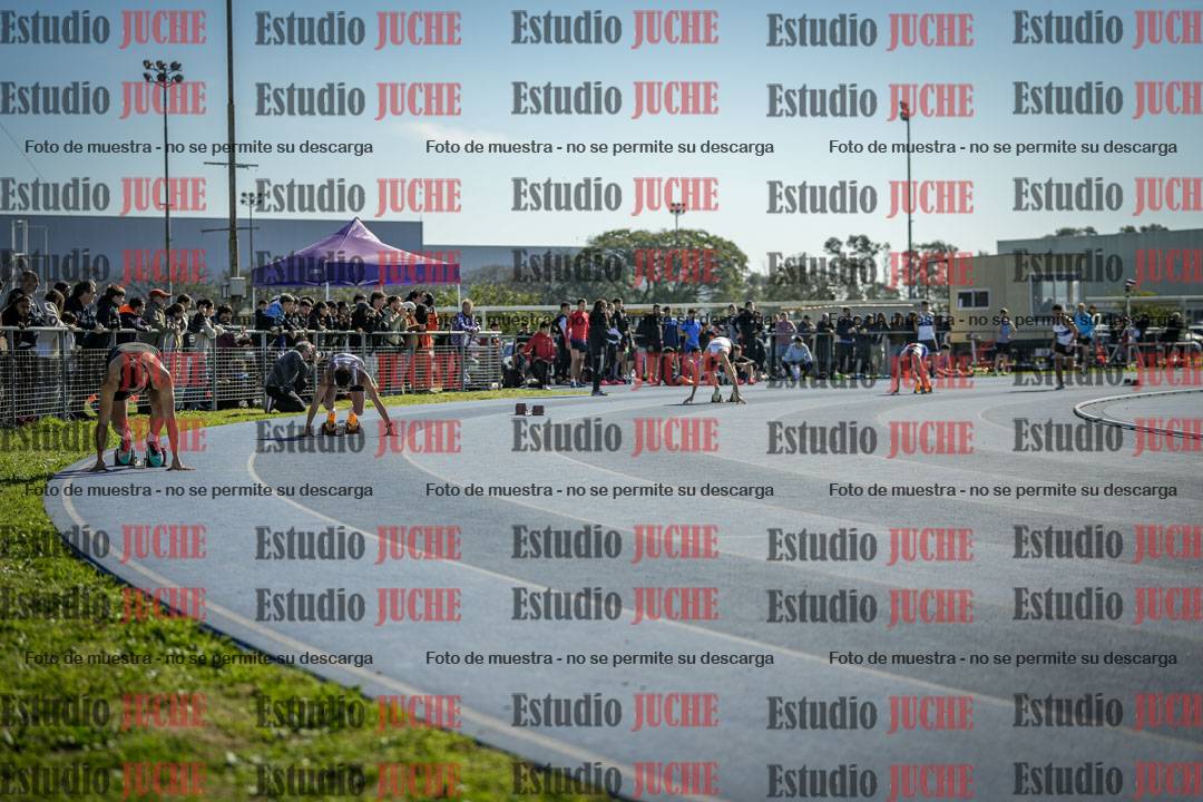 Fotos de los 400 m llanos de varones