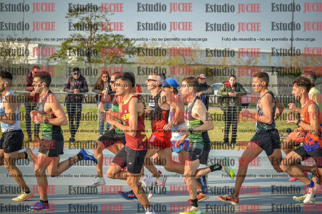 Fotos de los 3000 m llanos de varones