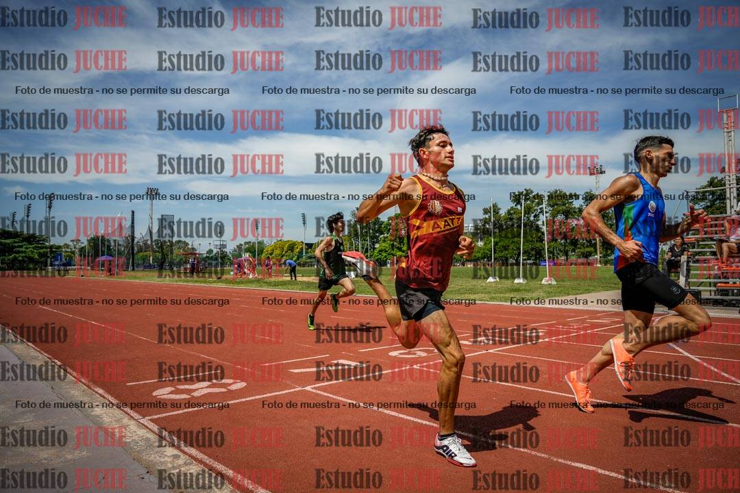 Fotos de los 400 m llanos de varones