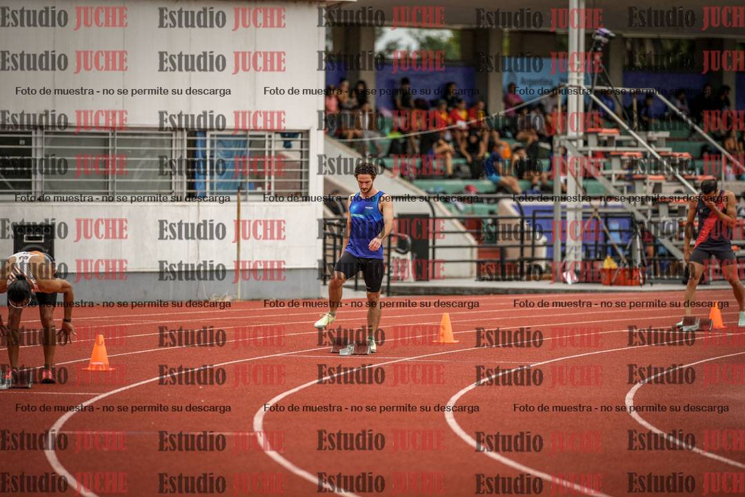 Fotos de los 400 m llanos de varones
