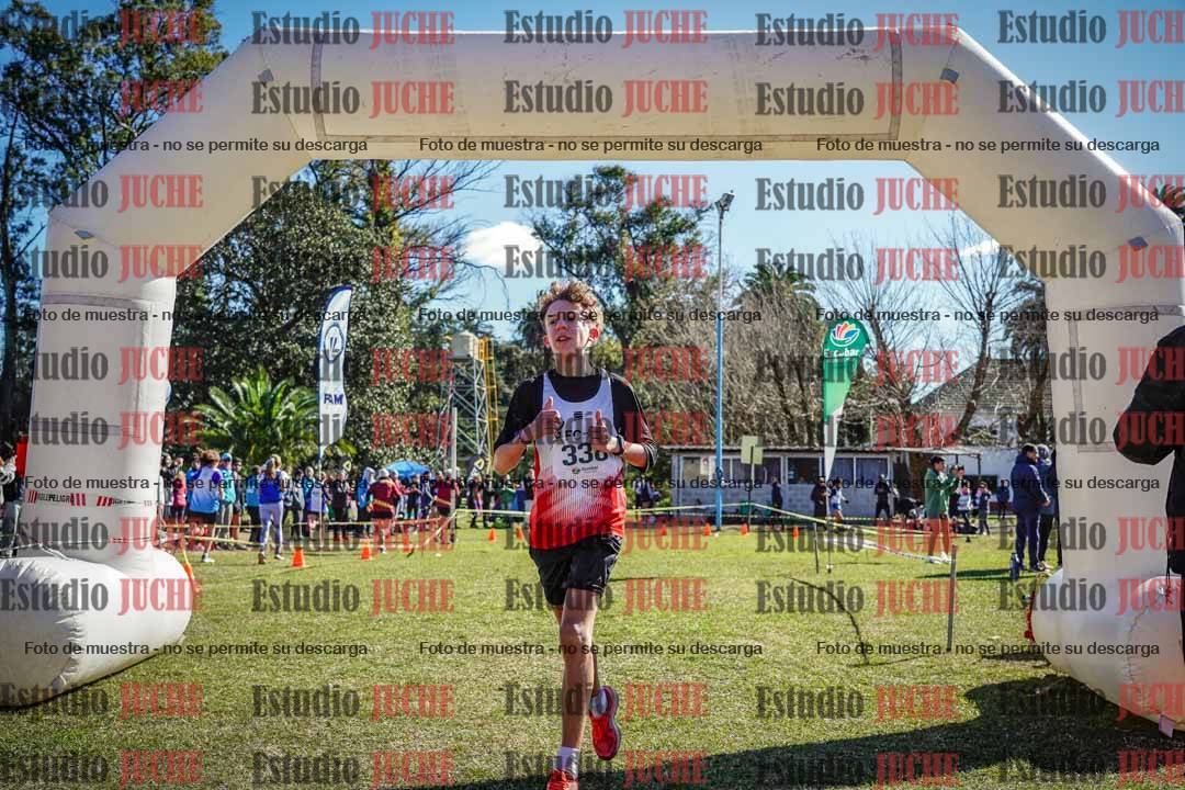 Fotos de la llegada del cross de 1500 m