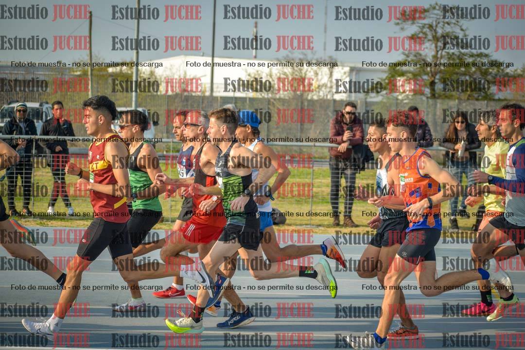 Fotos de los 3000 m llanos de varones
