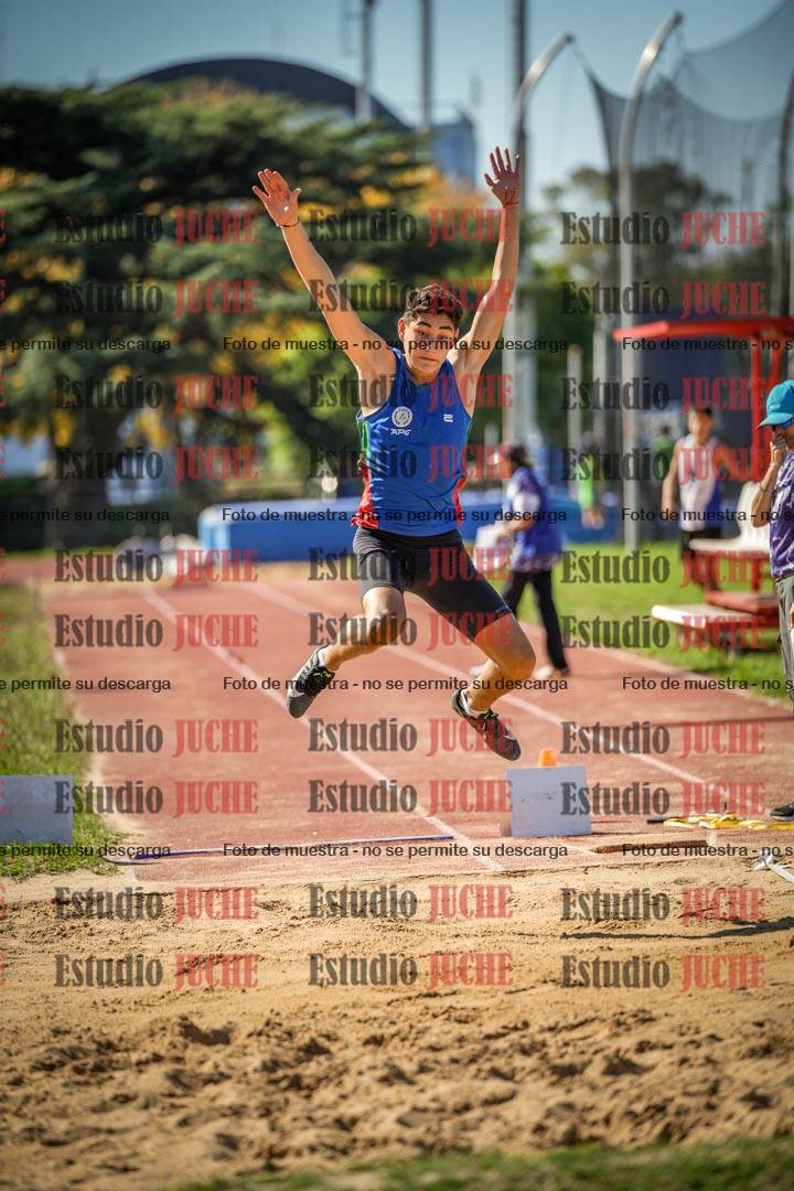 Fotos del salto en largo de varones - incluye U16