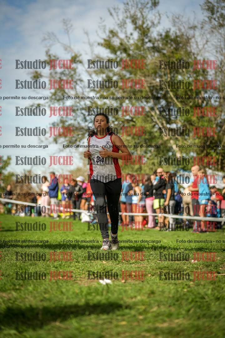 Fotos de la llegada del cross de 1000 m