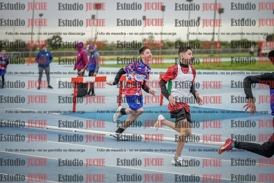 Fotos de los 150 m llanos de varones - U14