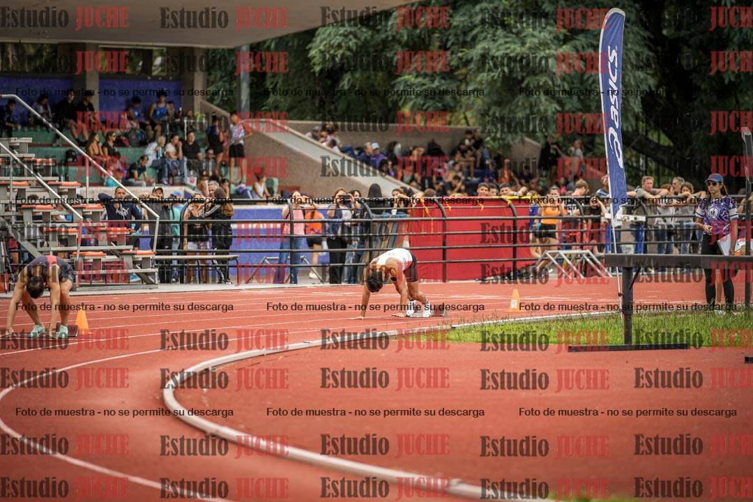 Fotos de los 400 m llanos de varones