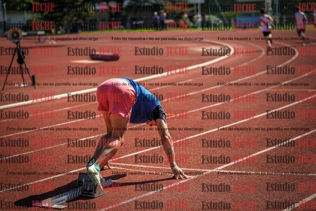 Fotos de los 200 m llanos de varones