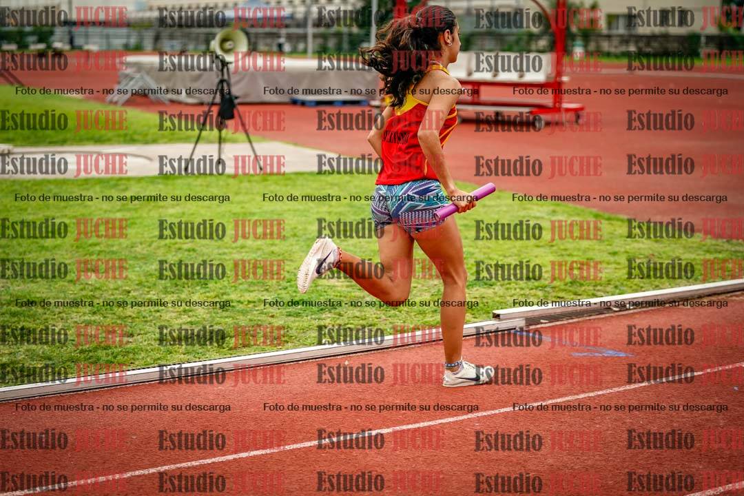 Fotos de las postas 8x200 m mixtas