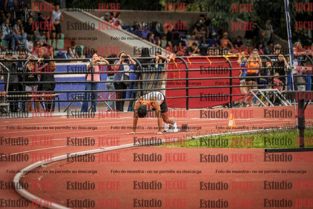 Fotos de los 400 m llanos de varones