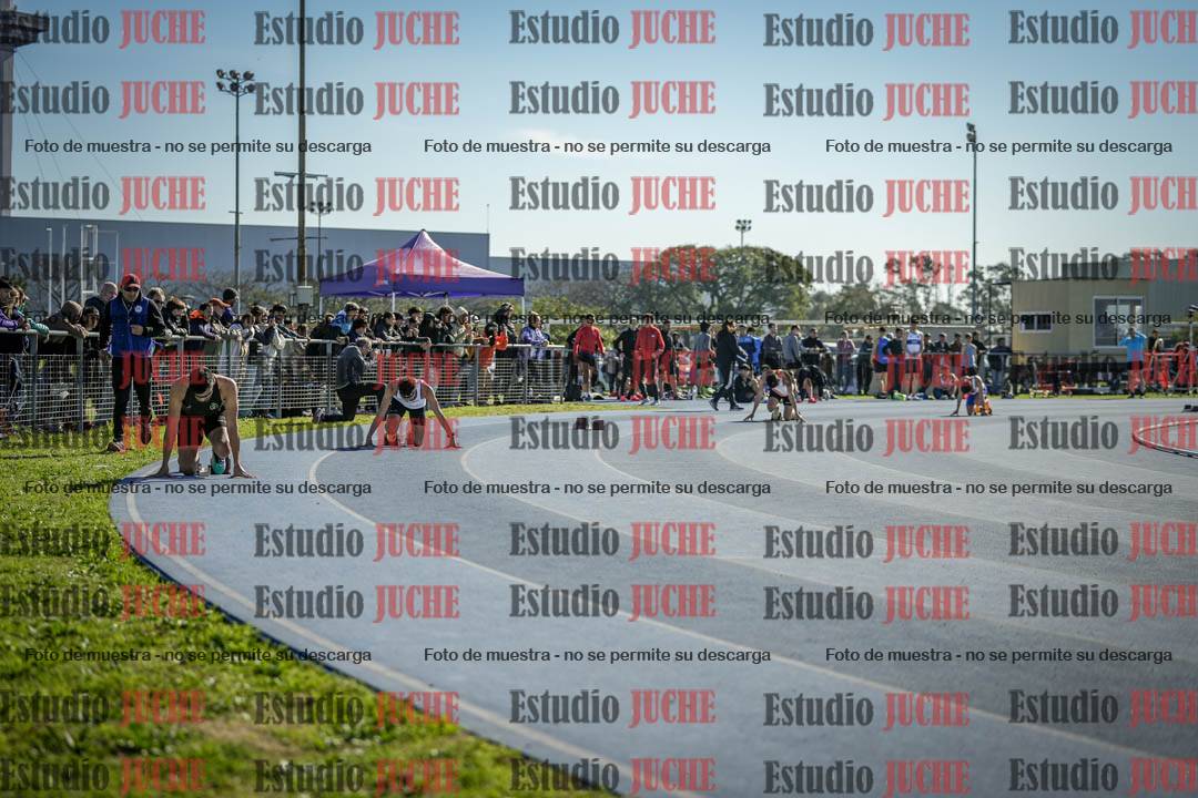 Fotos de los 400 m llanos de varones