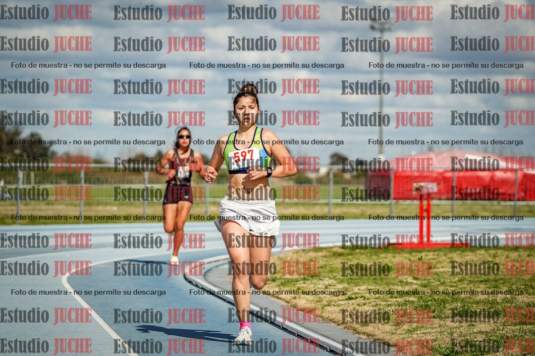 Fotos de los 5000 m llanos de mujeres