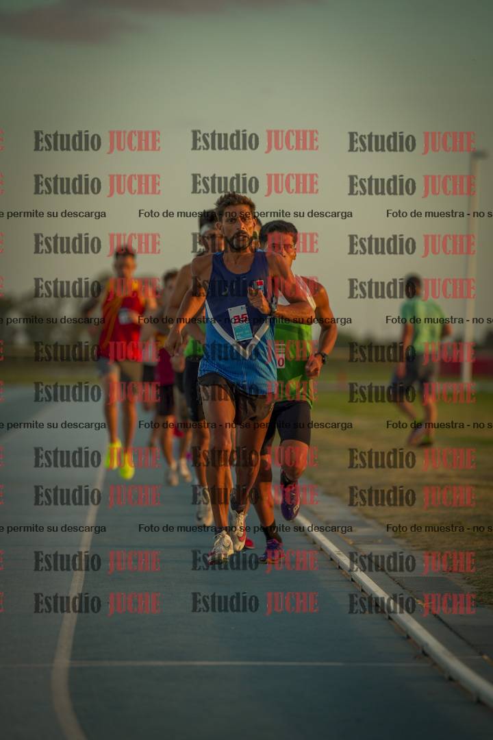Fotos de los 3000 m llanos de varones