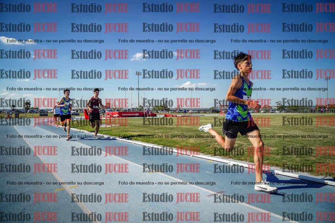 Fotos de los 600 m llanos de varones