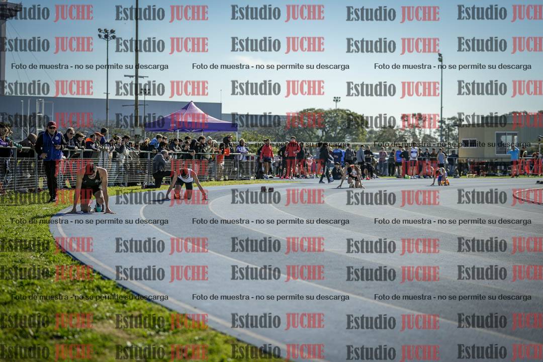 Fotos de los 400 m llanos de varones