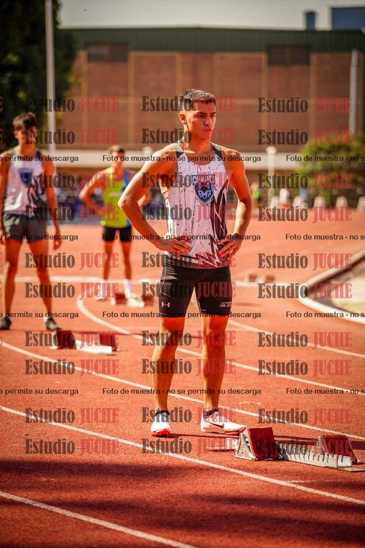 Fotos de los 400 m llanos de varones