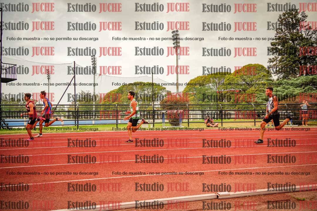 Fotos de los 200 m llanos de varones