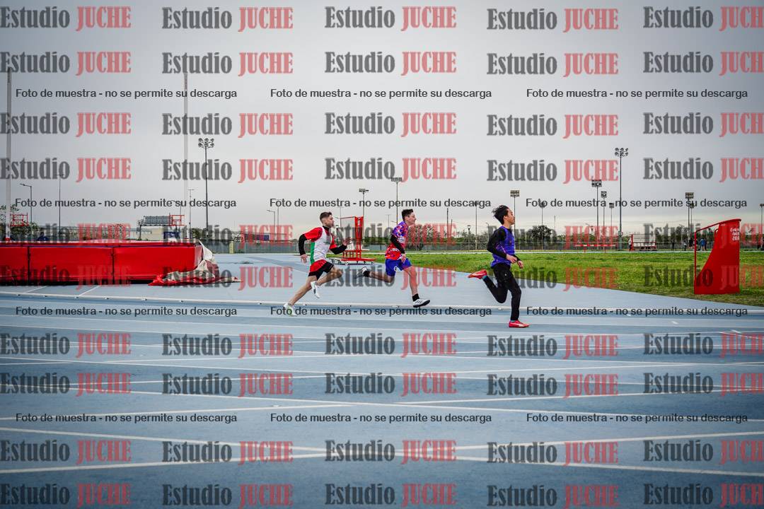 Fotos de los 150 m llanos de varones - U14